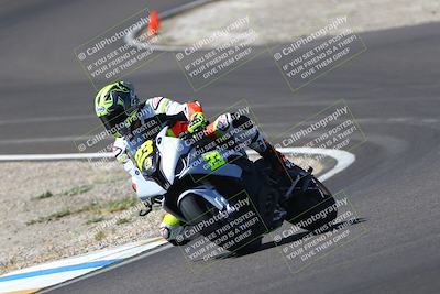 media/Sep-21-2025-TrackDaz (Sun) [[277c75b276]]/C Group/1140pm (Turn 3)/